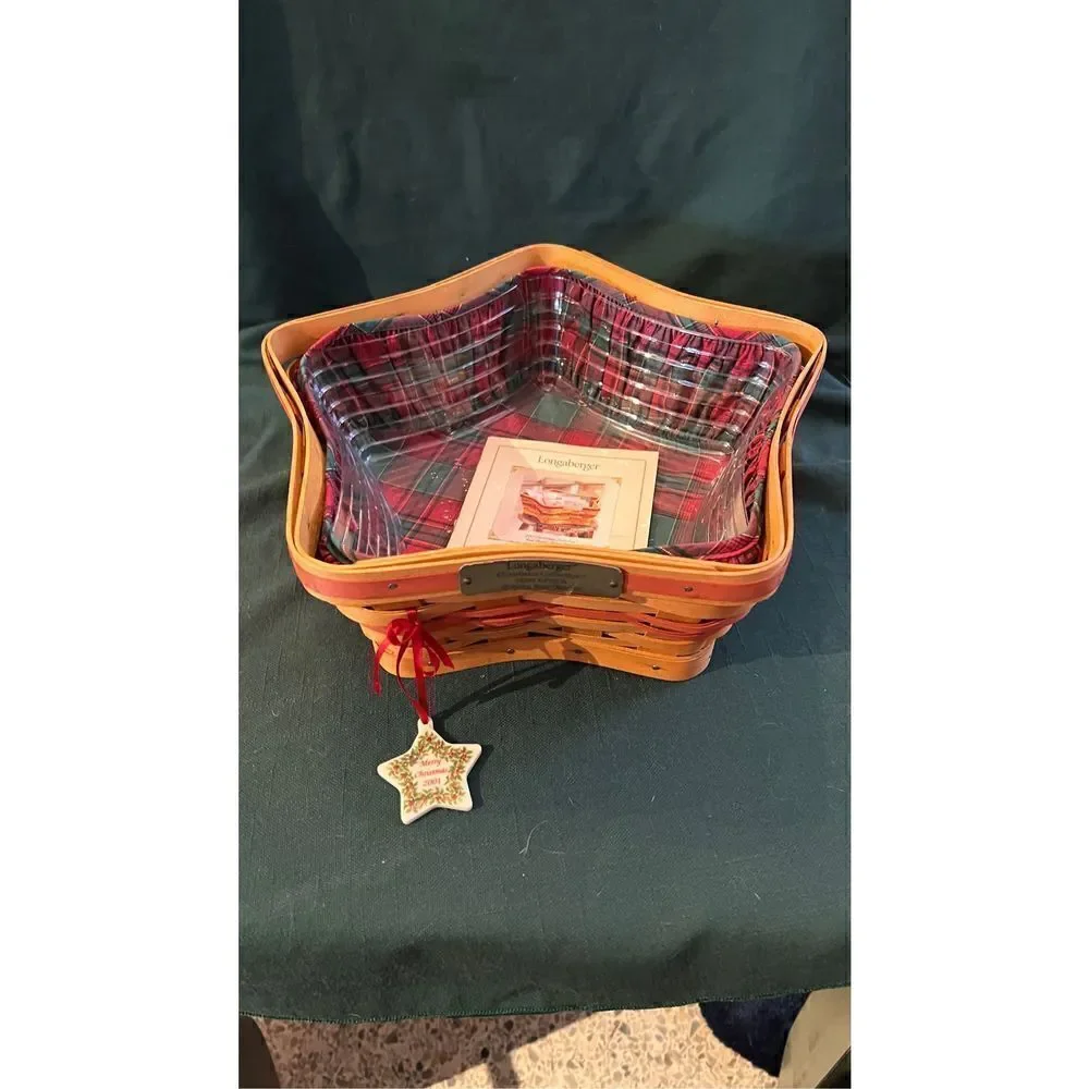 LONGABERGER HANDMADE BASKET christmas starPLEASE SEE PHOTOS FOR MEASUREMENTS EUC